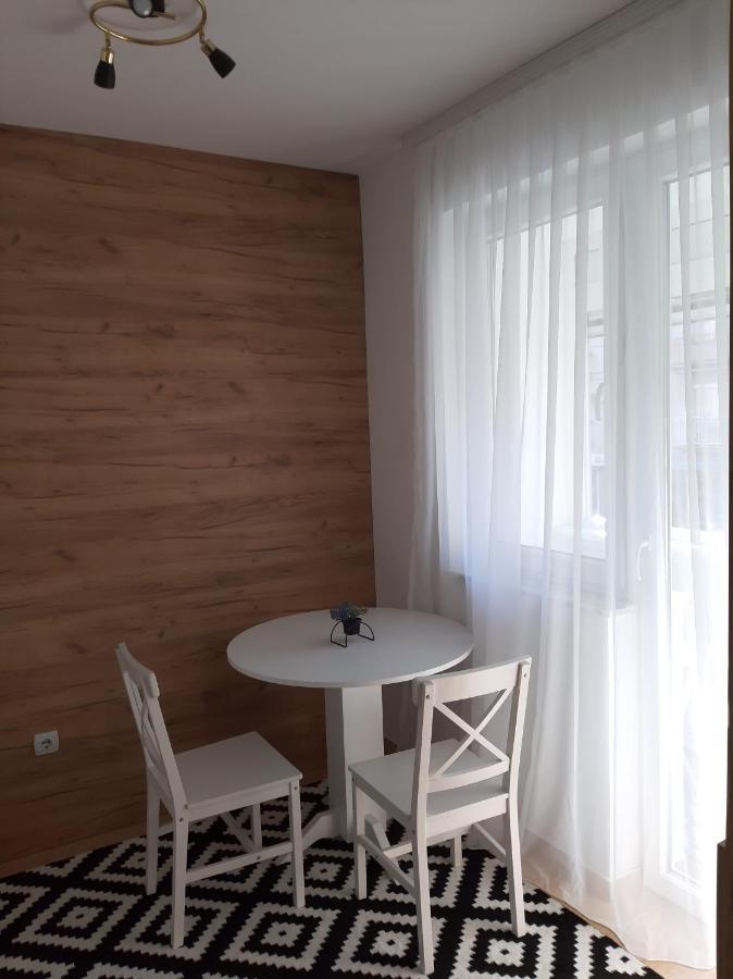 Apartman Poco Μπιέλινα Εξωτερικό φωτογραφία