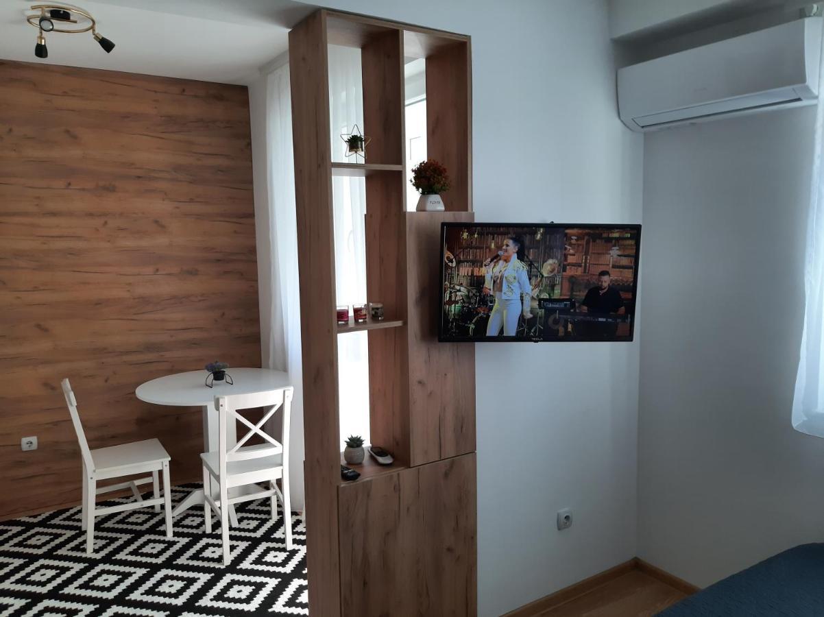 Apartman Poco Μπιέλινα Εξωτερικό φωτογραφία